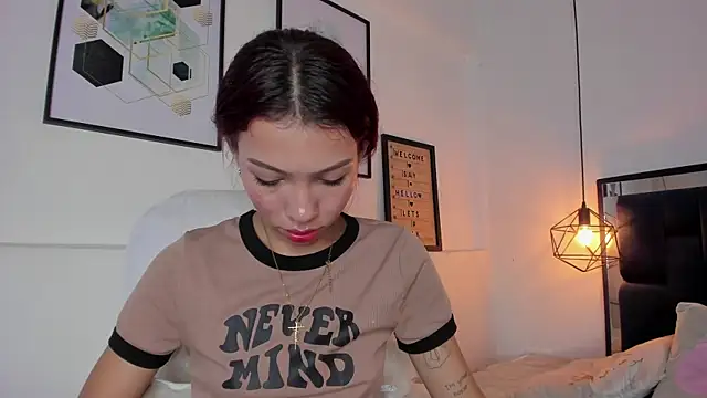 amysc online show from October 1, 1:49 pm