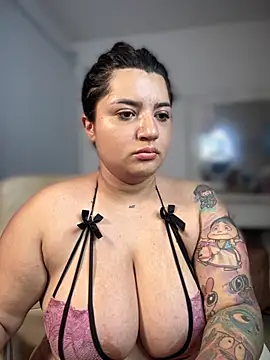 horny roomiess online show from September 25, 10:51 pm