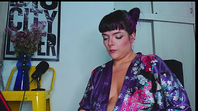 purple em69 online show from May 6, 5:44 am