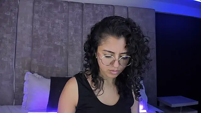 Amareto  online show from May 15, 4:43 pm