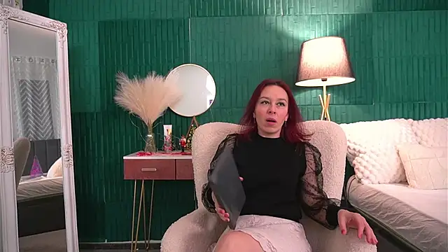 HaileyMoonn online show from January 12, 4:51 am