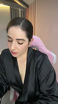 Vicky-Andrade online show from November 14, 1:27 am