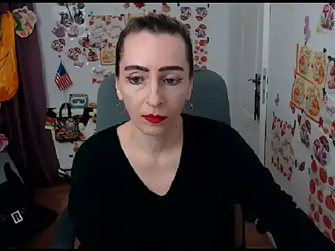 EvelynAngell online show from October 7, 9:36 am