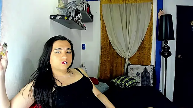 SARAMISHA online show from May 25, 2:21 am