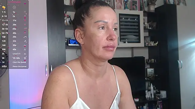 SheilaRyan online show from November 28, 4:48 am