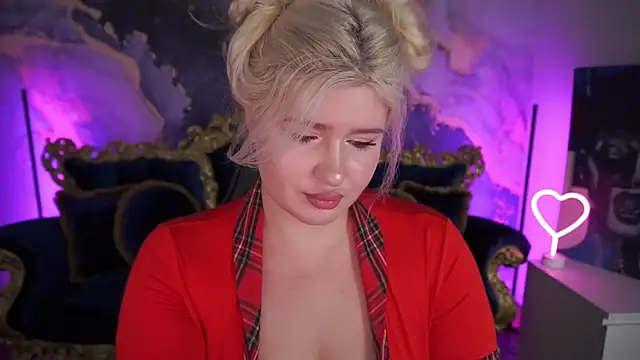 CocoSecretss online show from November 12, 7:50 am