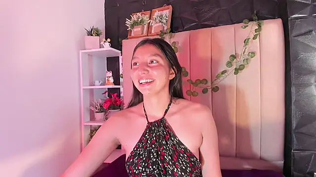 kendall saenz online show from December 3, 7:49 pm