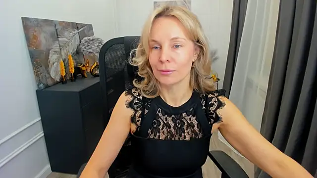 Sinty Devis online show from March 21, 4:50 am