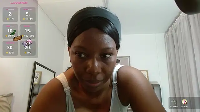 Sara Marks online show from May 11, 11:01 am