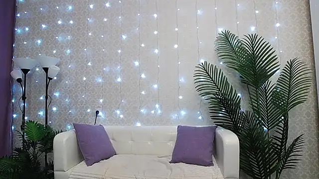 Camelia Lillie online show from May 25, 2:21 am