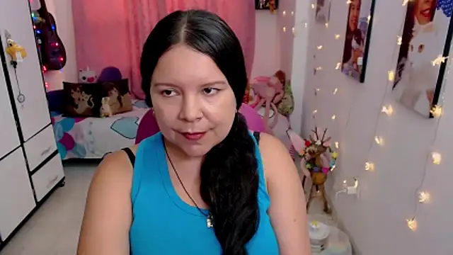 claryssa  online show from May 8, 10:11 pm