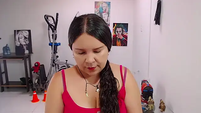 claryssa  online show from May 25, 8:08 pm