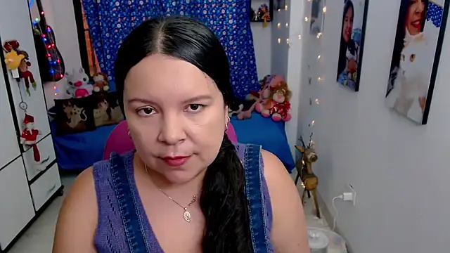 claryssa  online show from February 28, 10:09 pm