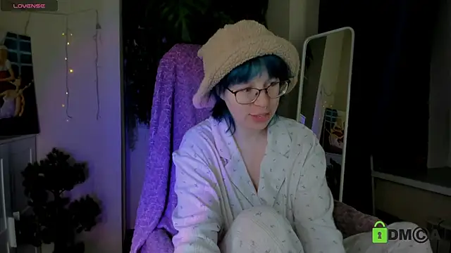 Melissa Wells online show from May 6, 9:52 pm