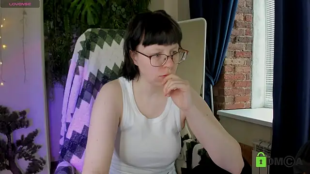 Melissa Wells online show from May 27, 3:09 pm