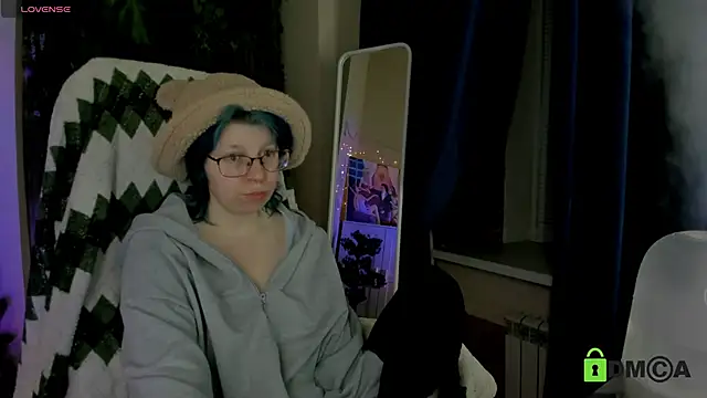 Melissa Wells online show from May 8, 10:11 pm