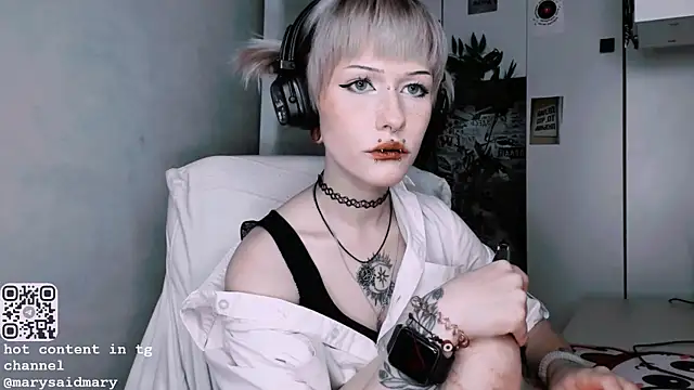 Snapshot of say_mary chatting on September 26, 3:04 am say mary online show from September 26, 3:04 am