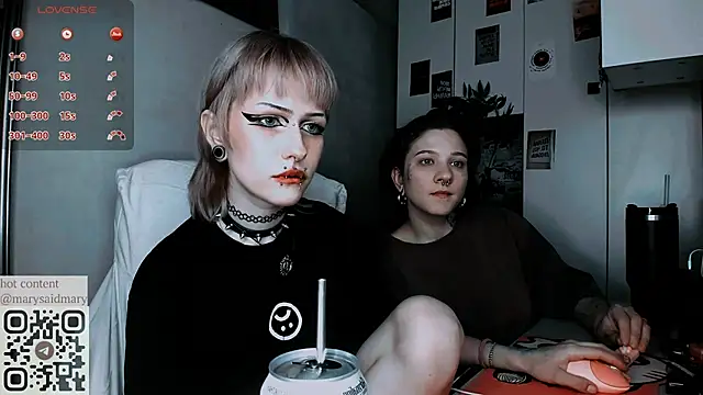 Snapshot of say_mary chatting on September 21, 12:09 am say mary online show from September 21, 12:09 am