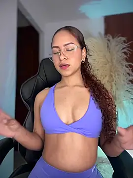 gretta kler1 online show from October 6, 1:50 pm