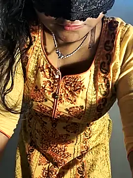 FANTASY QUEEN 07 online show from May 14, 2:50 am