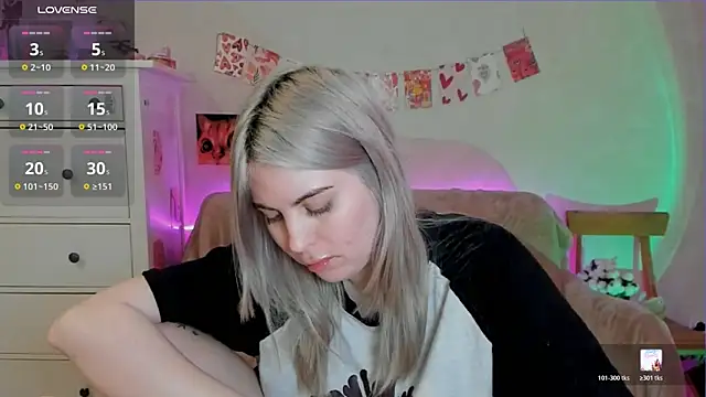 pawpaws online show from May 5, 9:34 am