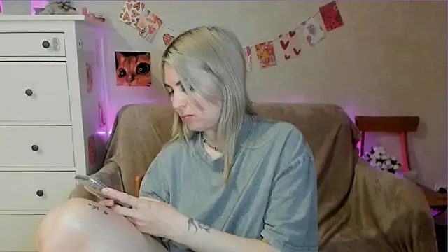 pawpaws online show from May 15, 8:39 am