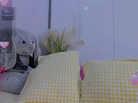 Linh diudang online show from May 18, 4:07 am