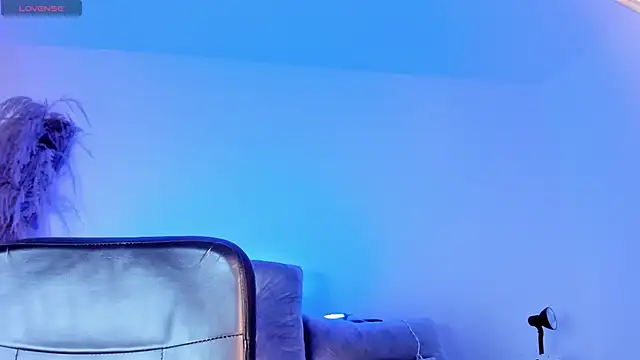 alicee smithh1 online show from October 28, 7:52 pm