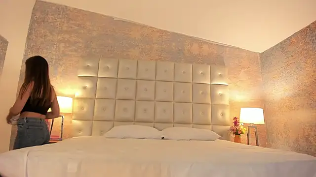 Lezy  online show from March 22, 7:42 pm