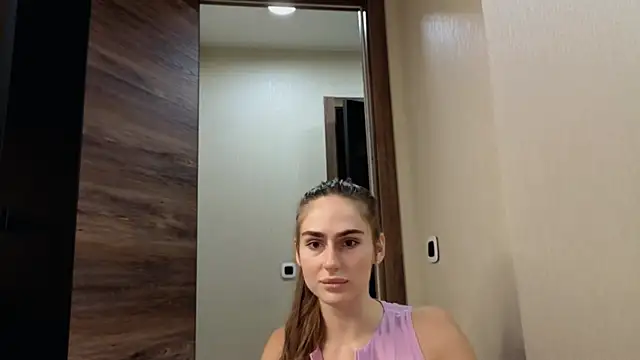 CuteRebelious online show from November 1, 1:37 pm