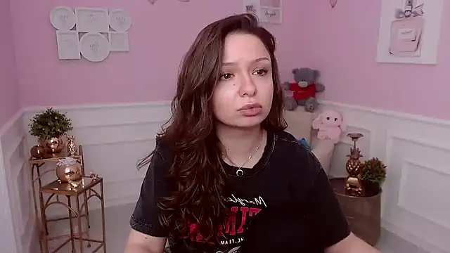 LucySkilar online show from March 5, 5:58 am