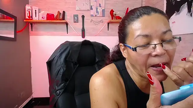 MaturePure online show from October 23, 11:33 pm