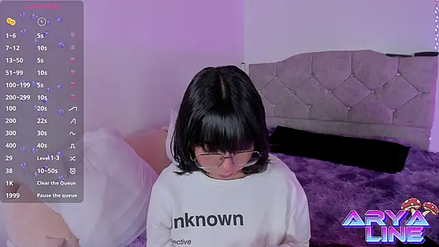 arysUwU online show from September 24, 1:37 am