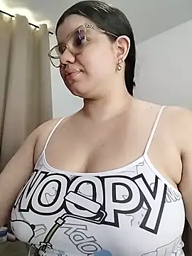 Danzel1105 online show from May 5, 2:42 pm