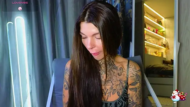 tattooedBabyy online show from February 14, 11:34 am