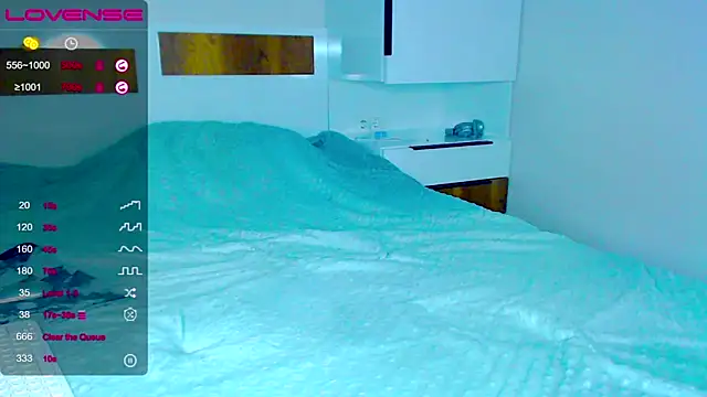 kitti kaattt online show from October 25, 12:35 pm