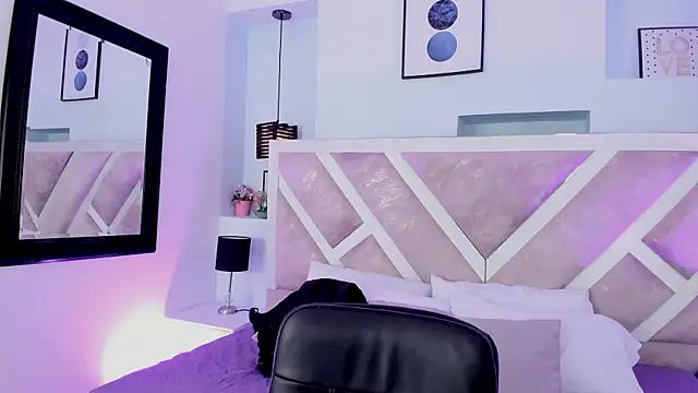 Oriana Guzman online show from May 26, 3:39 am