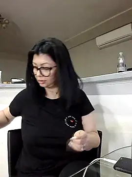 Milf Abigail online show from February 14, 4:14 am