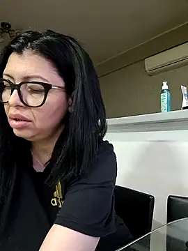 Milf Abigail online show from May 25, 2:43 am