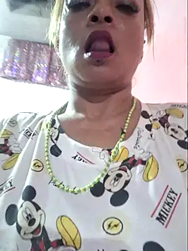 gatadeojosclaros online show from October 7, 5:01 am