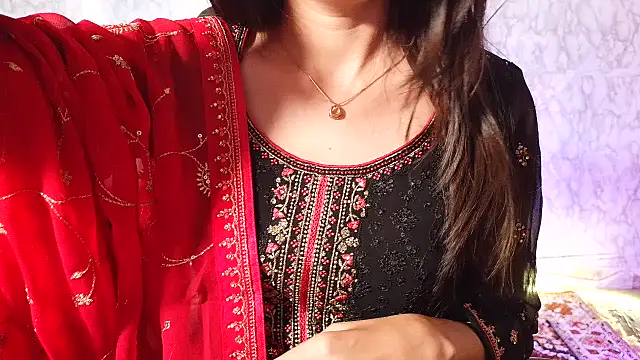 gargi 33 online show from May 26, 3:06 am