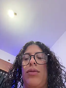 Shura xxxBig online show from May 9, 1:07 am
