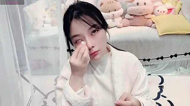 AKiKi711 online show from March 22, 2:56 pm