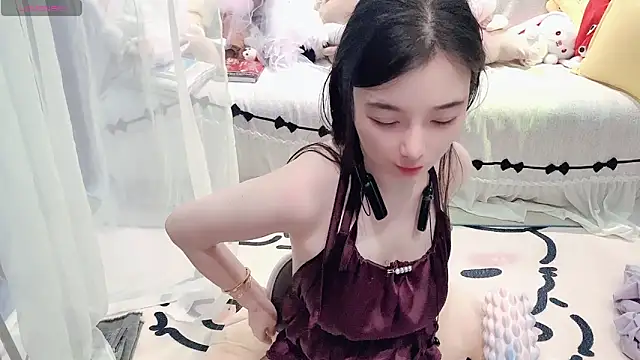 AKiKi711 online show from May 25, 5:28 am