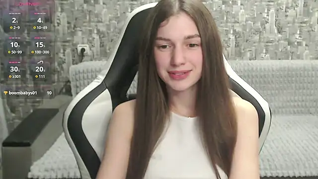 MissMiaCutie online show from September 17, 4:27 pm
