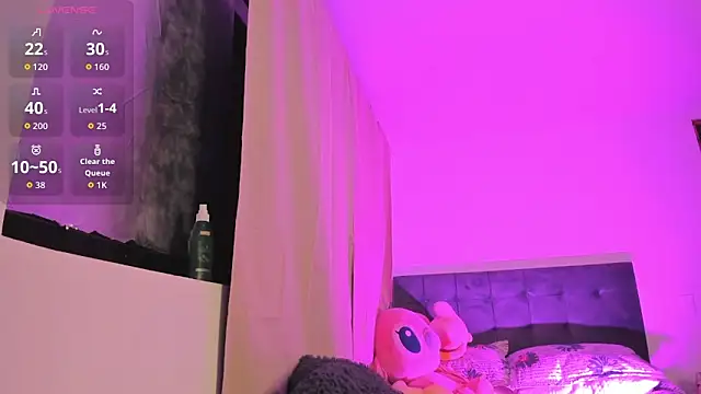 Kylie2211 online show from March 20, 3:33 am