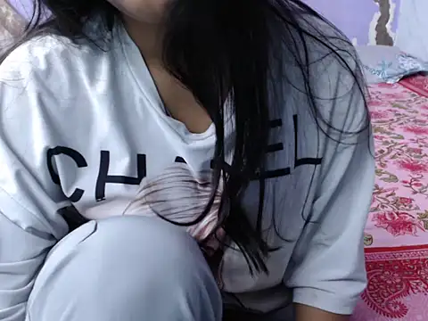 Freya nia online show from October 13, 11:57 am