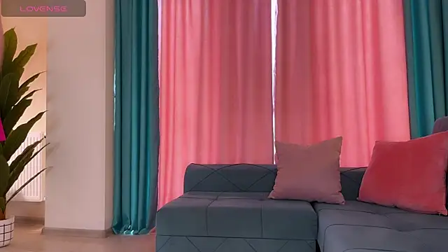 UrGoddessJenny online show from May 16, 10:47 am