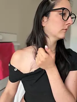  Juliette online show from March 30, 3:00 pm