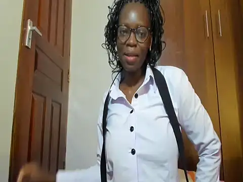 afro pop online show from November 3, 3:21 am